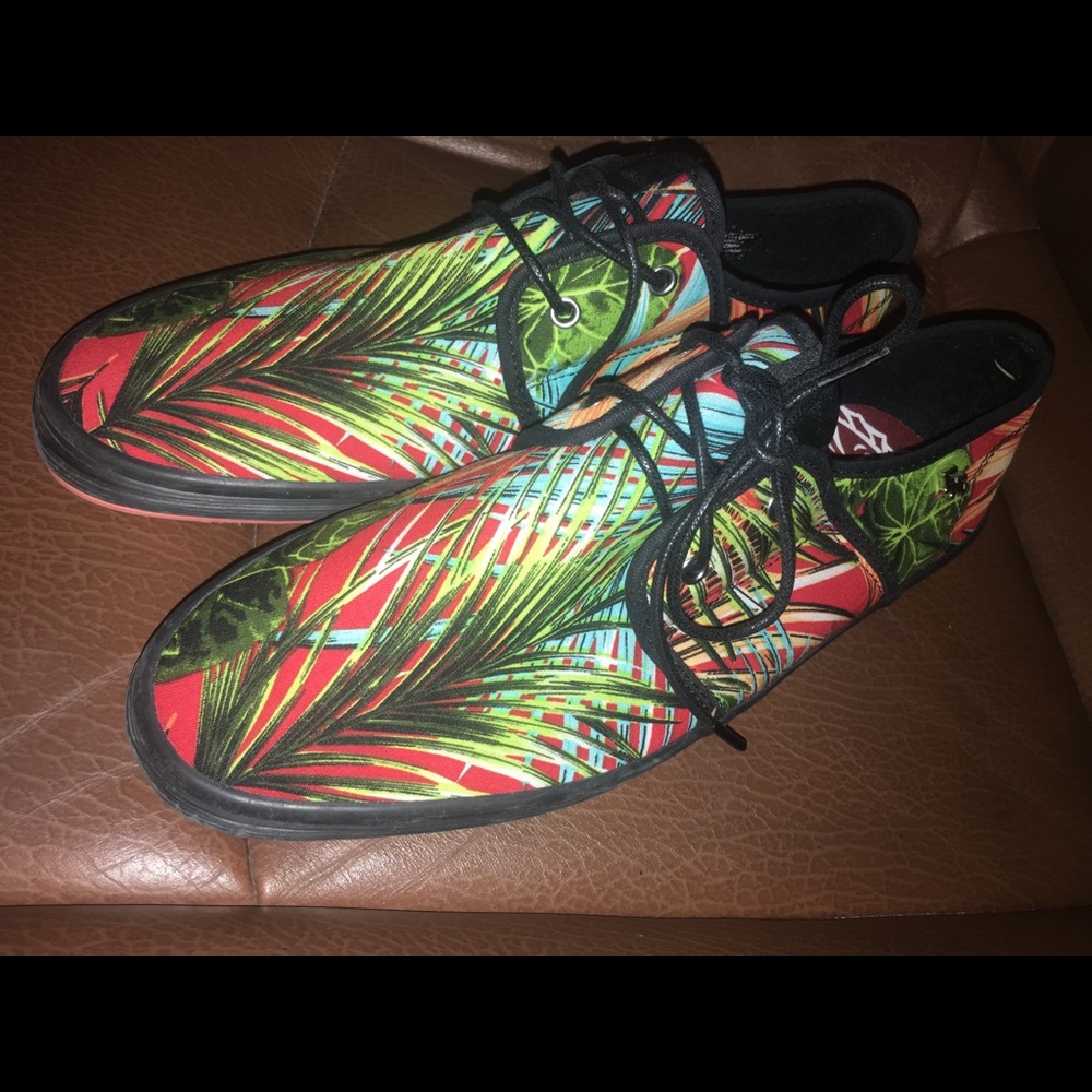 fun beach shoes